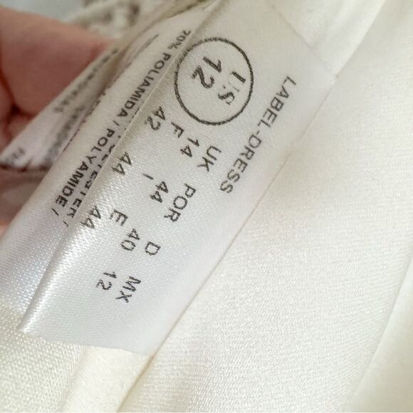 Pronovias / San Patrick Off-White Strapless Wedding Gown Size 12 Long Train GUC - Picture 3 of 16